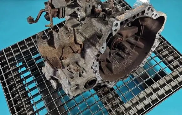 Toyota Corolla E120 E130 Manual 5 speed gearbox C6014 IMPRK1557483