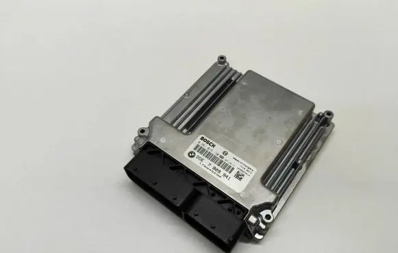 BMW 5 E60 E61 Engine control unit/module 7809941 0281015130 DDE7809941