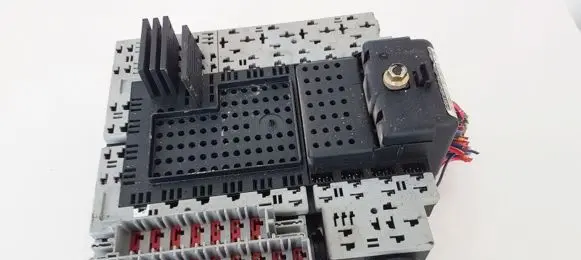 Volvo S80 Fuse box set 8622520 9162316