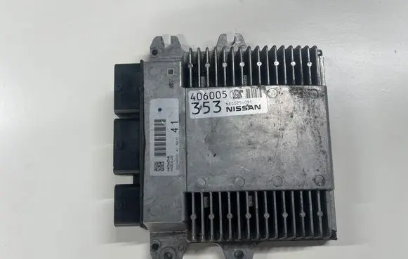 Nissan Titan Engine control unit/module 406005 NEC025091