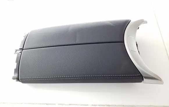 Mercedes-Benz EQC Armrest