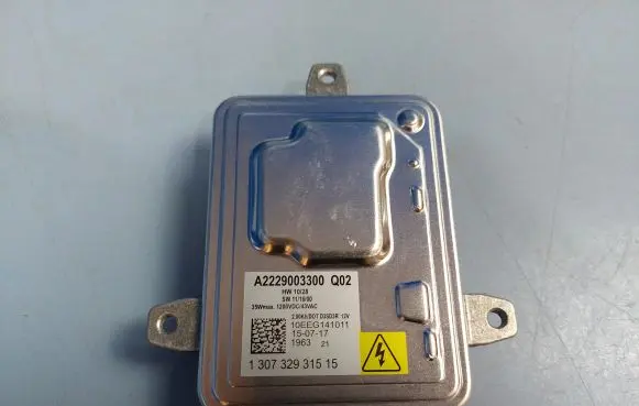 Alfa Romeo Stelvio Headlight ballast module Xenon A2229003300 130732931500 130732931515