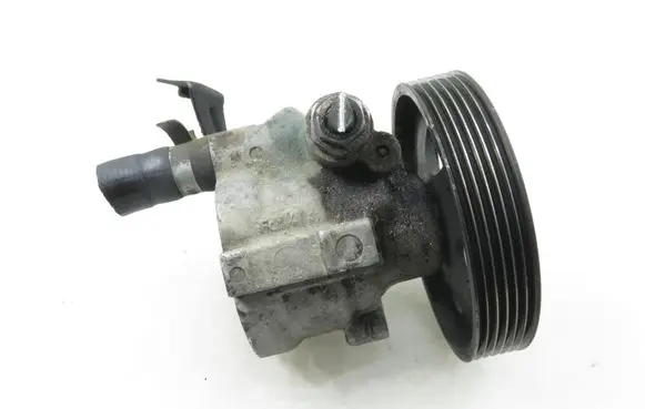 Mitsubishi Carisma Power steering pump 8200071050 26083376RV