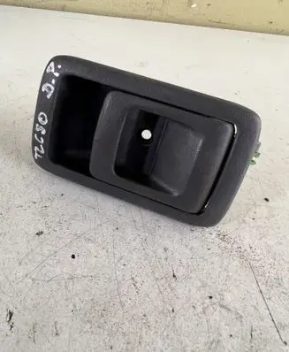 Toyota Land Cruiser (HDJ90) Front door interior handle