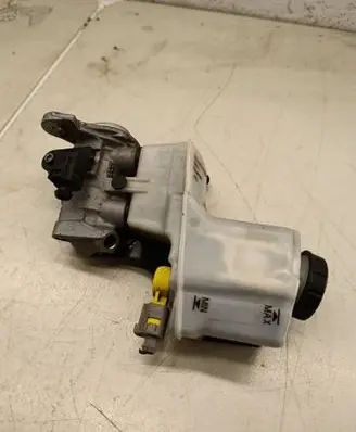 Volkswagen Golf VII Master brake cylinder 03350891121