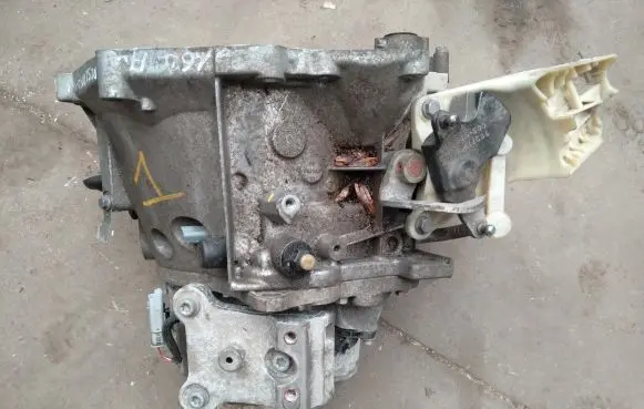 Opel Crossland X Manual 6 speed gearbox 9680886610