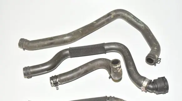 BMW i3 Engine coolant pipe/hose 17129292733 9292732 17129292728