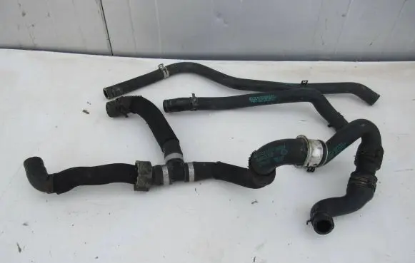 Mercedes-Benz S W221 Engine coolant pipe/hose A2218321394 A2215012484 A2218302896