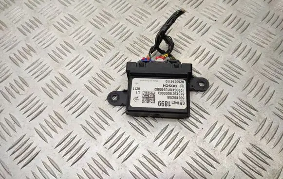 Opel Insignia B Parking PDC control unit/module 84211899