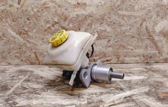 Porsche Panamera (970) Master brake cylinder 97035501300