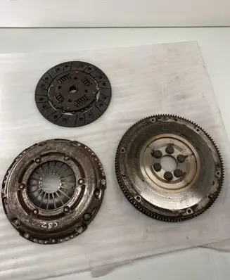 Skoda Fabia Mk2 (5J) Clutch set kit 030105271D