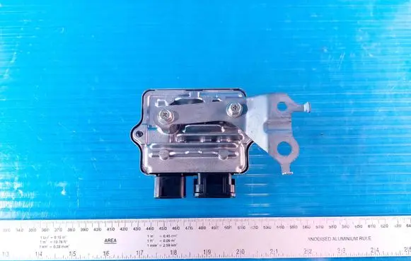 Toyota Sienna XL40 IV Fuel injection pump control unit/module 895710R010 TN499801090