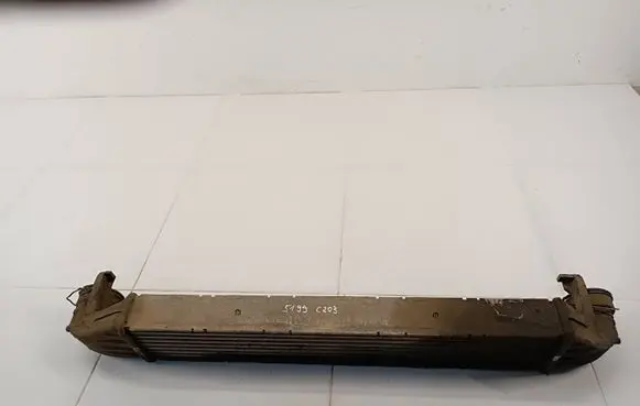 Mercedes-Benz C W203 Intercooler radiator N0code