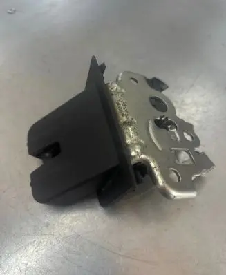 Audi A6 S6 C7 4G Tailgate/trunk/boot lock/catch/latch 8K9827505A