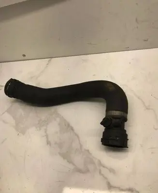 Audi A6 S6 C6 4F Coolant pipe/hose 
