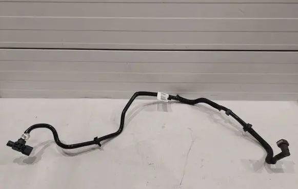 Chevrolet Camaro Vacuum line/pipe/hose 84228147