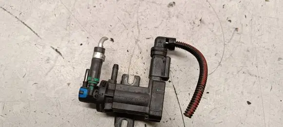 Peugeot 508 RXH Turbo solenoid valve 9801887680 5600098 021131030