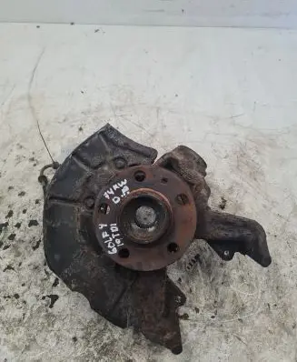 Volkswagen Golf IV Front wheel hub