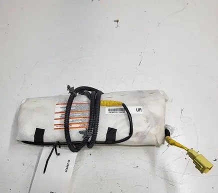 Nissan Leaf I (ZE0) Seat airbag PR3NF131100030