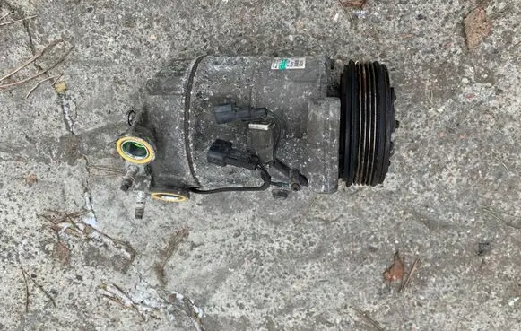 Volvo XC60 Air conditioning (A/C) compressor (pump) 30630921
