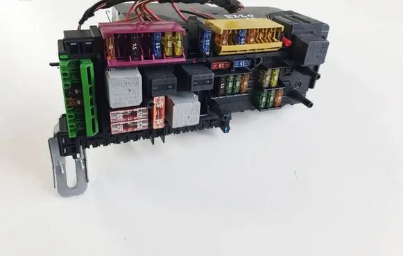 Mercedes-Benz E W212 SAM control unit 2129009622