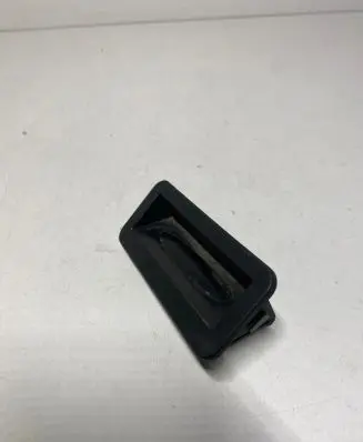 Ford Focus Tailgate opening switch 6M5119B514