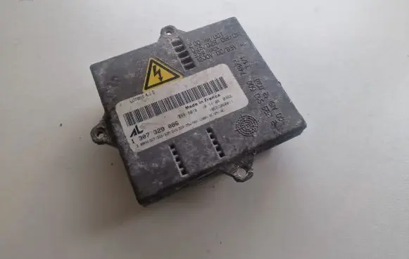 Headlight ballast module Xenon
