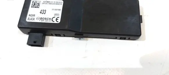 Opel Insignia A Door central lock control unit/module 13501980 19804Z918800YB F00HJ00471