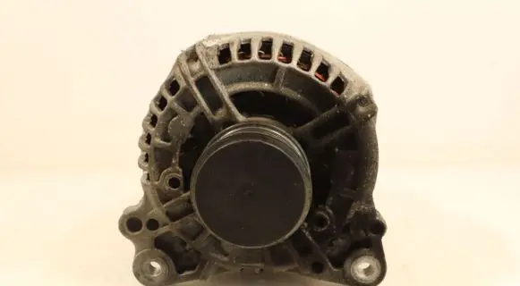 Skoda Octavia Mk2 (1Z) Generator/alternator A0190