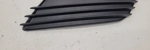 Opel Astra H Front bumper lower grill 03732453