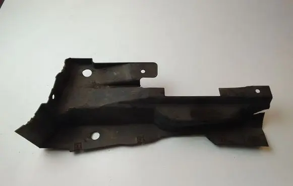 Audi Q3 8U other engine part 8U0825213