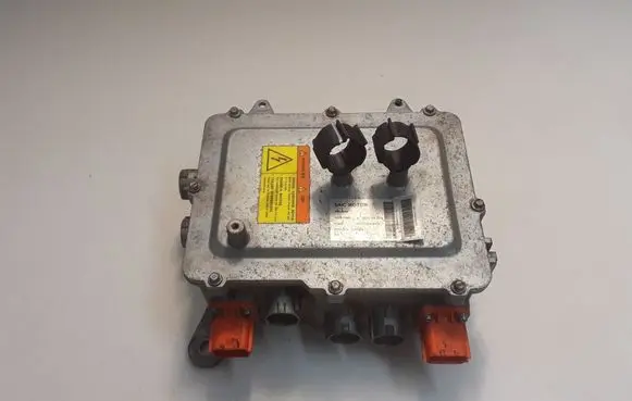 MG MG5 II Voltage converter inverter 11251946