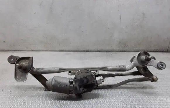 Mazda 5 Front wiper linkage and motor 1593000600