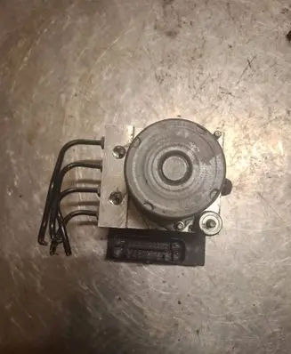 Audi A6 S6 C6 4F ABS Pump 4F0910517AK 4F0614517AT