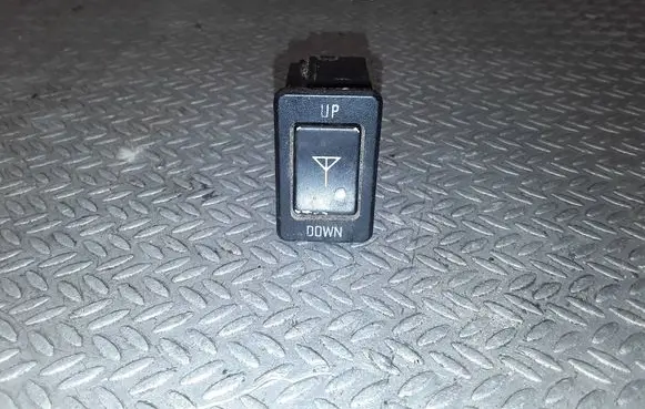 Isuzu Trooper Aerial antenna switch 