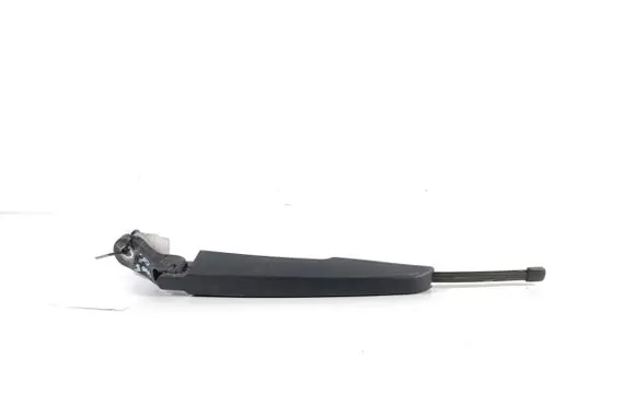 BMW 2 F46 Rear wiper blade arm 7365978