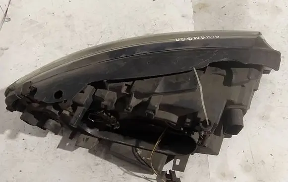 Seat Alhambra (Mk1) Headlight/headlamp 7M7941015K