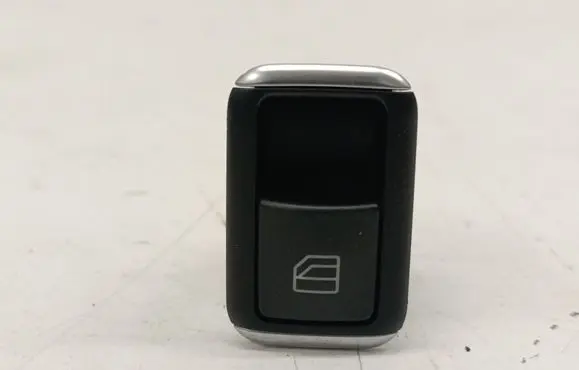 Mercedes-Benz CLA C117 X117 W117 Electric window control switch A2049058102