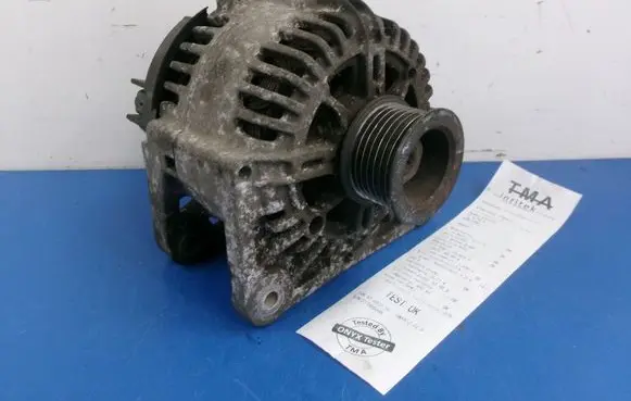 Renault Megane II Generator/alternator 8200290215