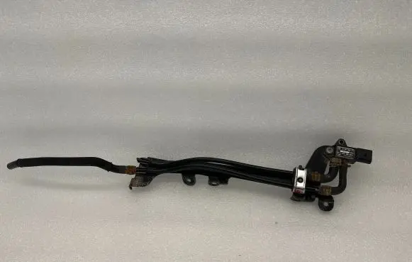 Audi A4 S4 B6 8E 8H Exhaust gas pressure sensor 8E0131561E 07Z906051A 8E0131880