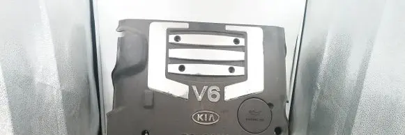 KIA Sorento Engine cover (trim)