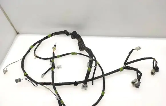 Toyota RAV 4 (XA30) Tailgate/trunk wiring harness 82184422