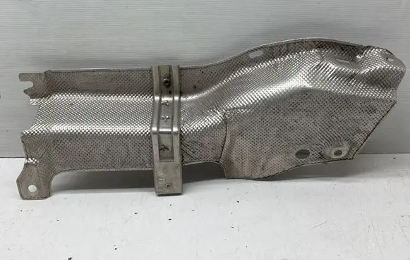 Ford Explorer VI Exhaust heat shield LMBS113B89AC LMBS113B89