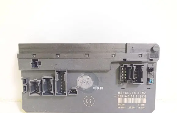 Mercedes-Benz Vito Viano W639 SAM control unit 6395450301