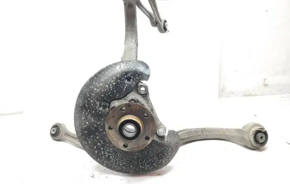 Audi A5 Sportback 8TA Front wheel hub spindle knuckle