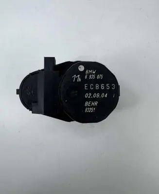 BMW 7 E65 E66 Air flap motor/actuator 6935075 B3251 ECB653