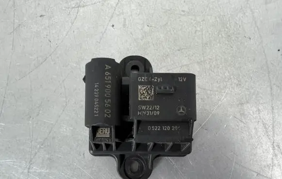 Mercedes-Benz CLA C117 X117 W117 Glow plug pre-heat relay A6519005602