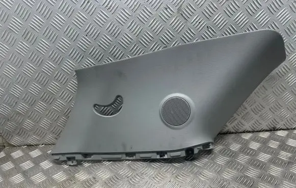 KIA Sorento (C) pillar trim 858552P900