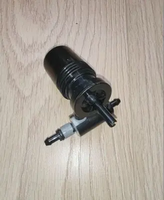 Nissan Note (E11) Windscreen/windshield washer pump 30097