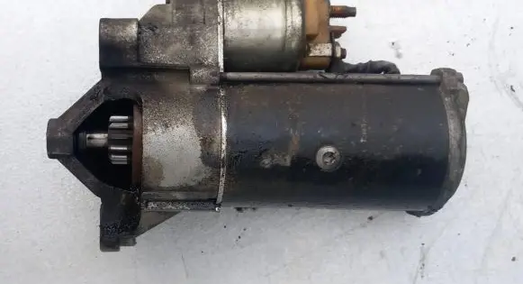 Peugeot 307 Starter motor D7R27 14TZ0017HFN